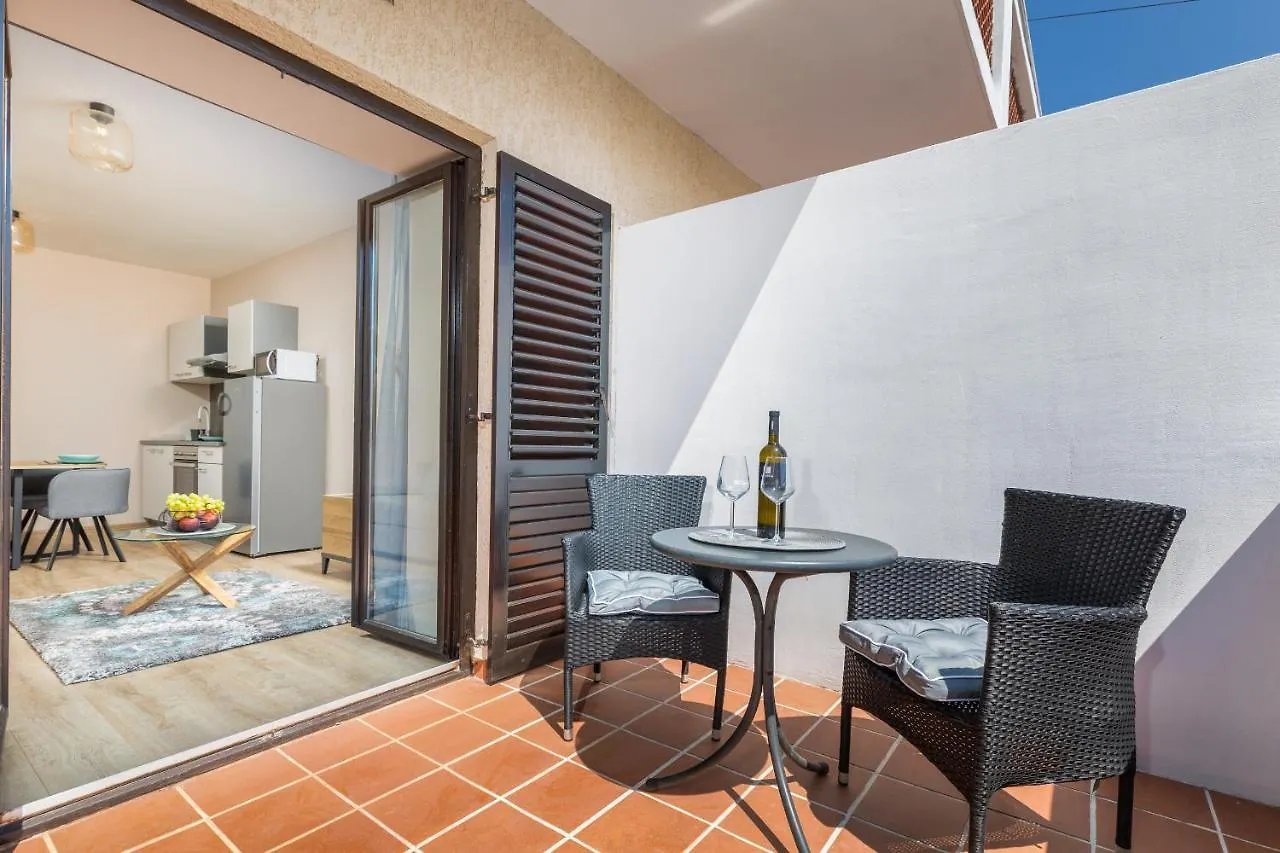 Wine House Apartments & Rooms Marceta Fazana