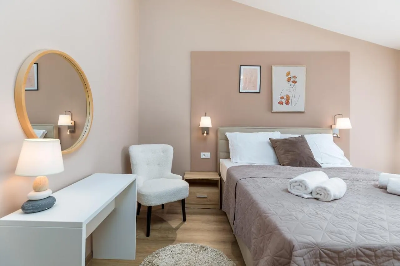 Wine House Apartments & Rooms Marceta