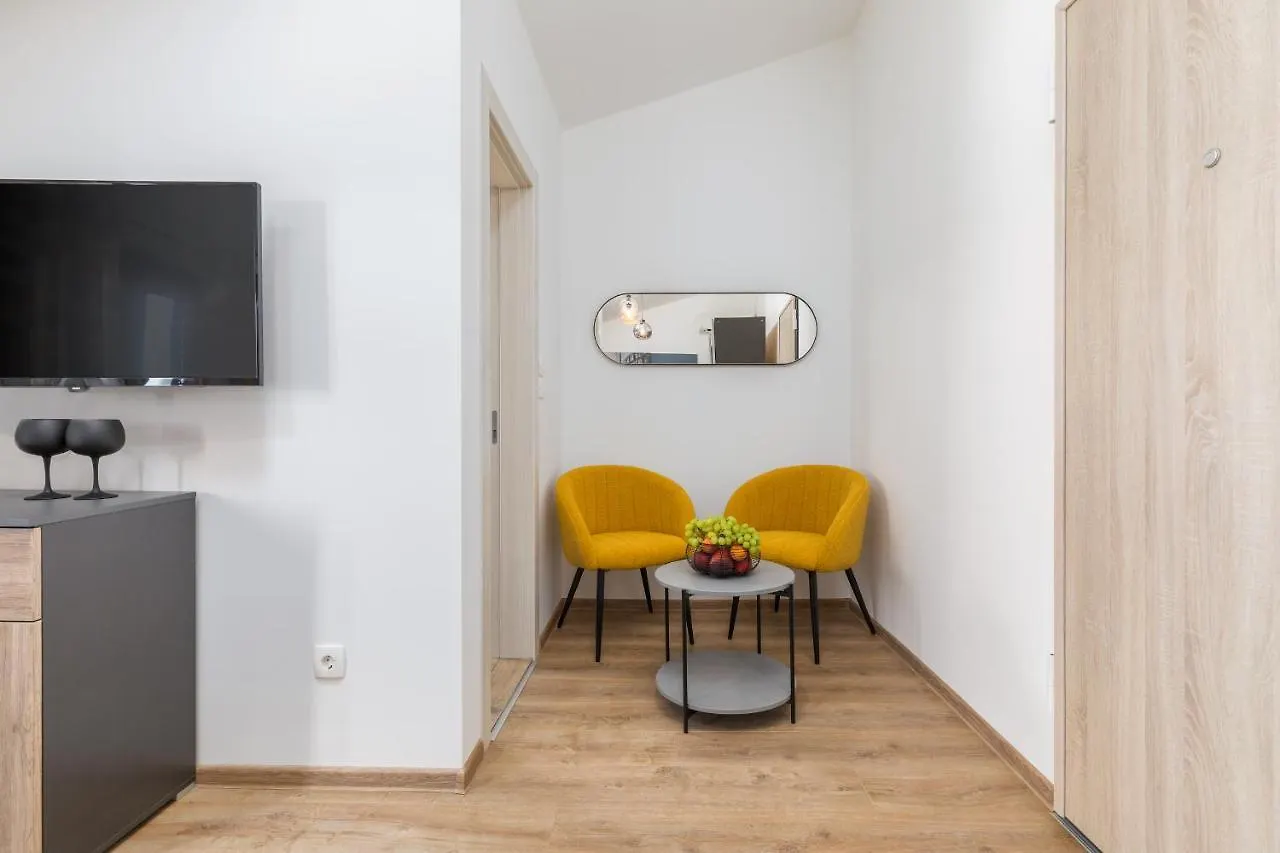 Wine House Apartments & Rooms Marceta Croatia