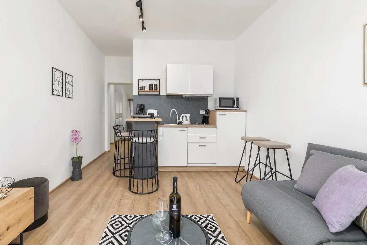 Wine House Apartments & Rooms Marceta